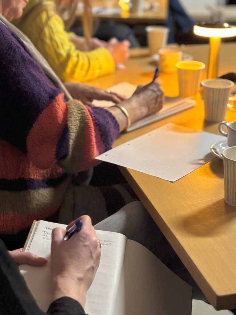 Schrijven tijdens het Schrijfevent in Leiden